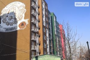 Продается 2-комнатная квартира 72 кв. м в Ивано-Франковске