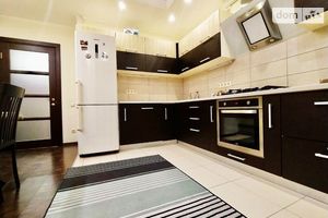 Сдается в аренду 1-комнатная квартира 46.2 кв. м в Николаеве