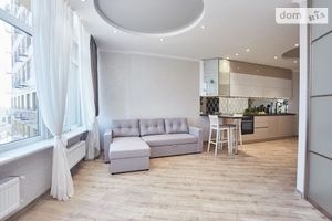 Сдается в аренду 1-комнатная квартира 52 кв. м в Одессе