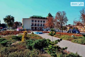 Продается торгово-развлекательный комплекс 25 кв. м в 4-этажном здании