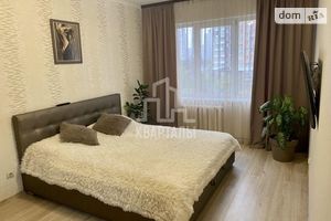 Сдается в аренду 3-комнатная квартира 85 кв. м в Киеве