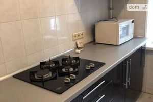 Продається 4-кімнатна квартира 87 кв. м у Дніпрі