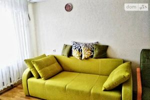 Сдается в аренду 1-комнатная квартира 36 кв. м в Ровно