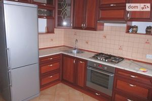 Сдается в аренду 2-комнатная квартира 63 кв. м в Тернополе
