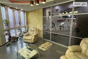 Продается 3-комнатная квартира 105 кв. м в Киеве