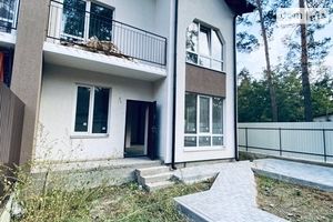 Продается дом на 3 этажа 109 кв. м с баней/сауной