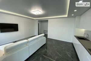 Продается 2-комнатная квартира 61 кв. м в Днепре