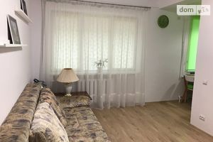 Продается 2-комнатная квартира 40 кв. м в Днепре