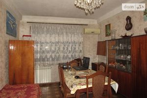 Продається 2-кімнатна квартира 44 кв. м у Києві