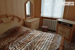 Продається 4-кімнатна квартира 91 кв. м у Миколаєві
