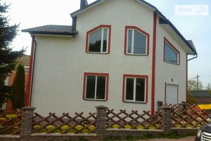 Продается дом на 2 этажа 300 кв. м с гаражом
