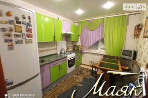 Продается 4-комнатная квартира 73 кв. м в Запорожье