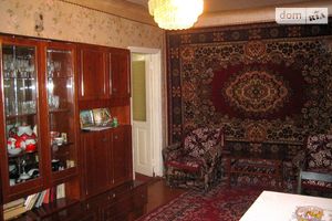 Продается 4-комнатная квартира 56 кв. м в Калиновке