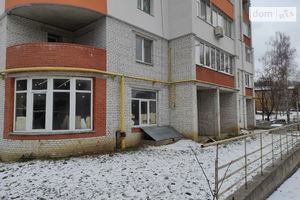 Продається об'єкт сфери послуг 162 кв. м в 10-поверховій будівлі