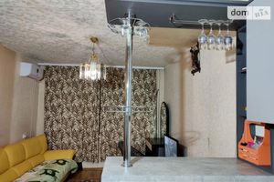 Продається 1-кімнатна квартира 24 кв. м у Дніпрі