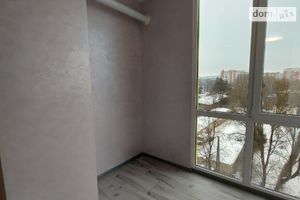 Продается 2-комнатная квартира 67.3 кв. м в Тернополе