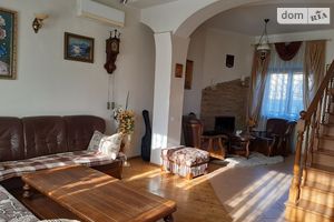 Продается дом на 2 этажа 164 кв. м с баней/сауной