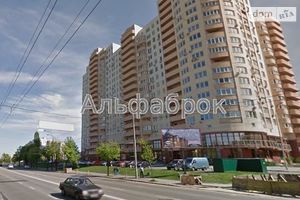 Продается 3-комнатная квартира 100 кв. м в Киеве
