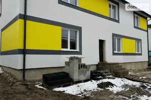 Продается дом на 2 этажа 100 кв. м с верандой