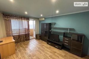 Продається 1-кімнатна квартира 40 кв. м у Дніпрі