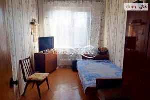 Продається 1-кімнатна квартира 62 кв. м у Чернігові