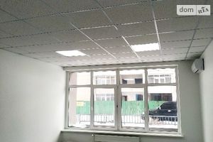 Здається в оренду приміщення вільного призначення 114 кв. м в 15-поверховій будівлі