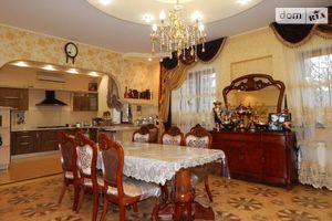 Продается одноэтажный дом 265 кв. м с участком