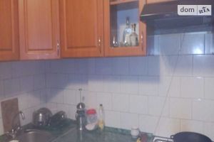 Продается 2-комнатная квартира 54 кв. м в Полтаве