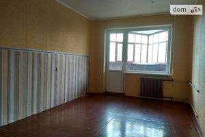 Продається 3-кімнатна квартира 75 кв. м у Херсоні