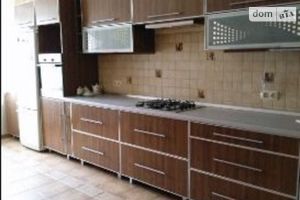 Продается 2-комнатная квартира 62 кв. м в Тернополе