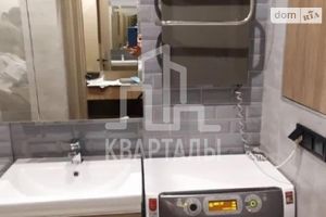 Здається в оренду 1-кімнатна квартира 30 кв. м у Києві