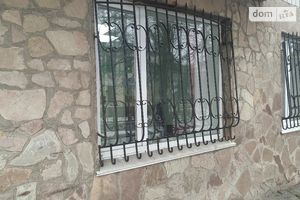 Сдается в аренду объект сферы услуг 75 кв. м в 5-этажном здании