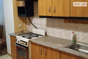 Сдается в оренду частина будинку 56 кв. м з подвалом