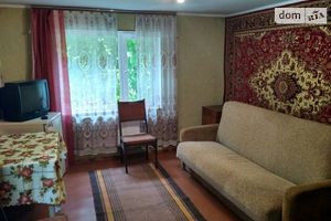 Продается 1-комнатная квартира 30 кв. м в Чернигове