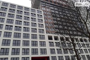 Продается 4-комнатная квартира 96 кв. м в Львове