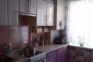 Продается 3-комнатная квартира 61 кв. м в Херсоне