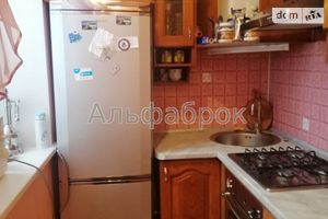 Продается 4-комнатная квартира 96 кв. м в Василькове