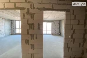 Продається 2-кімнатна квартира 71 кв. м у Тернополі