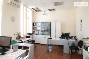 Сдается в аренду офис 600 кв. м в административном здании
