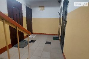 Продається 2-кімнатна квартира 42 кв. м у Дніпрі