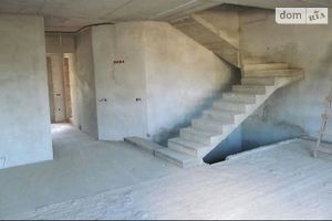 Продается дом на 2 этажа 192 кв. м с мансардой