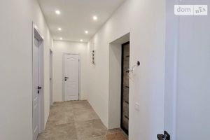 Продается 2-комнатная квартира 68 кв. м в Днепре