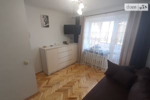 Продается 1-комнатная квартира 22.1 кв. м в Тернополе