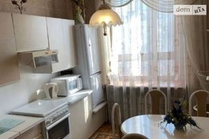 Продається 2-кімнатна квартира 60 кв. м у Дніпрі