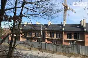 Продається будинок 3 поверховий 202 кв. м з терасою