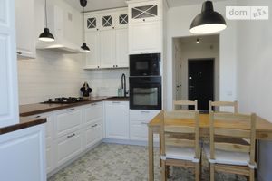 Сдается в аренду 3-комнатная квартира 86 кв. м в Виннице
