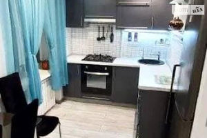 Продається 2-кімнатна квартира 45 кв. м у Дніпрі