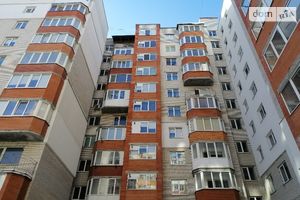 Продается 2-комнатная квартира 68 кв. м в Тернополе