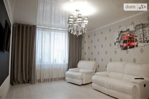 Продается 3-комнатная квартира 87.1 кв. м в Киеве