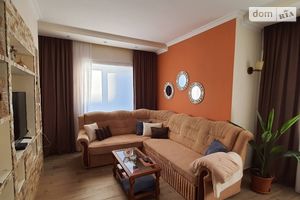 Продается дом на 2 этажа 212 кв. м с балконом